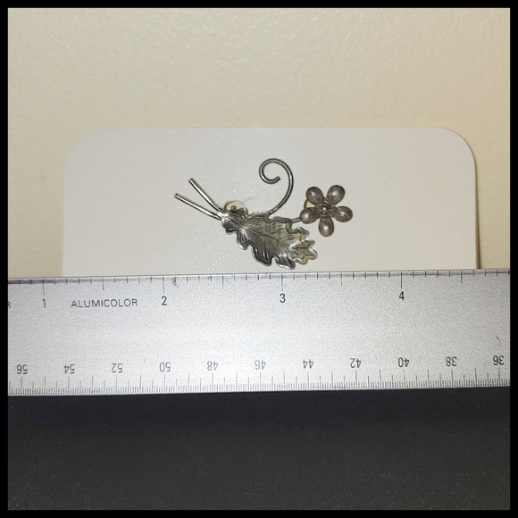 Vintage Celart Costume Jewelry Sterling Flower Pin - Picture 3 of 5